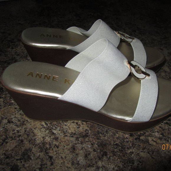 anne klein hadya wedge sandals